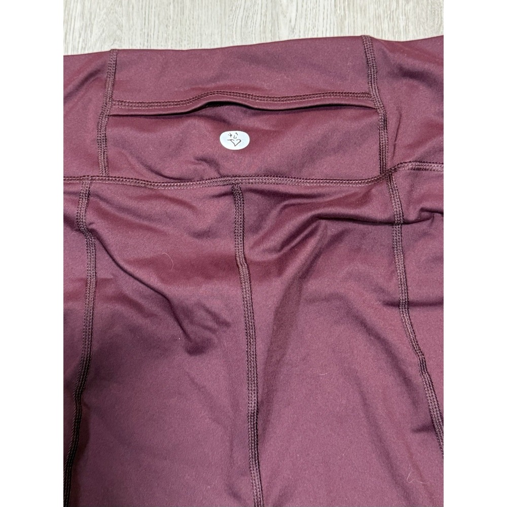 Torrid Active High Rise Crop Leggings Women's Size 2 Burgundy Stretch NWT - Picture 9 of 12